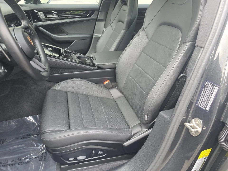 2025 Porsche 976 Panamera - Image 5 of 5