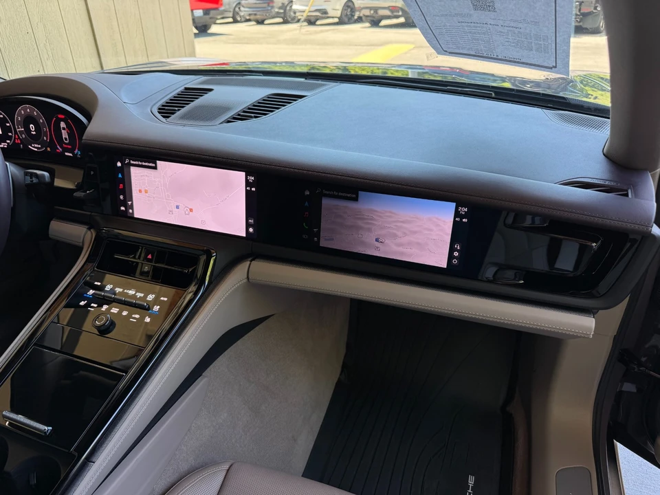 2025 Porsche 976 Panamera - Image 22 of 31