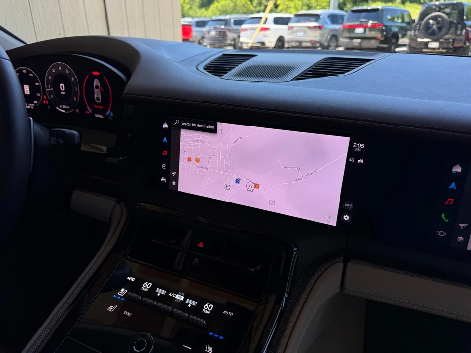 2025 Porsche 976 Panamera - Image 26 of 31
