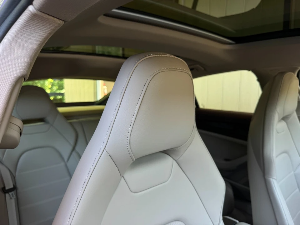2025 Porsche 976 Panamera - Image 30 of 31