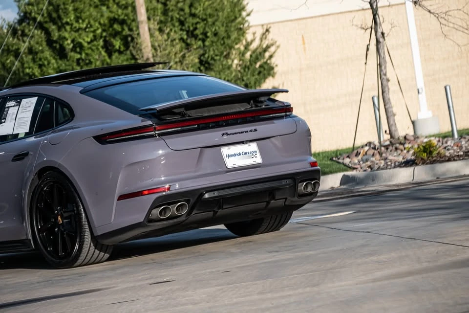 2025 Porsche Panamera - Image 4 of 18