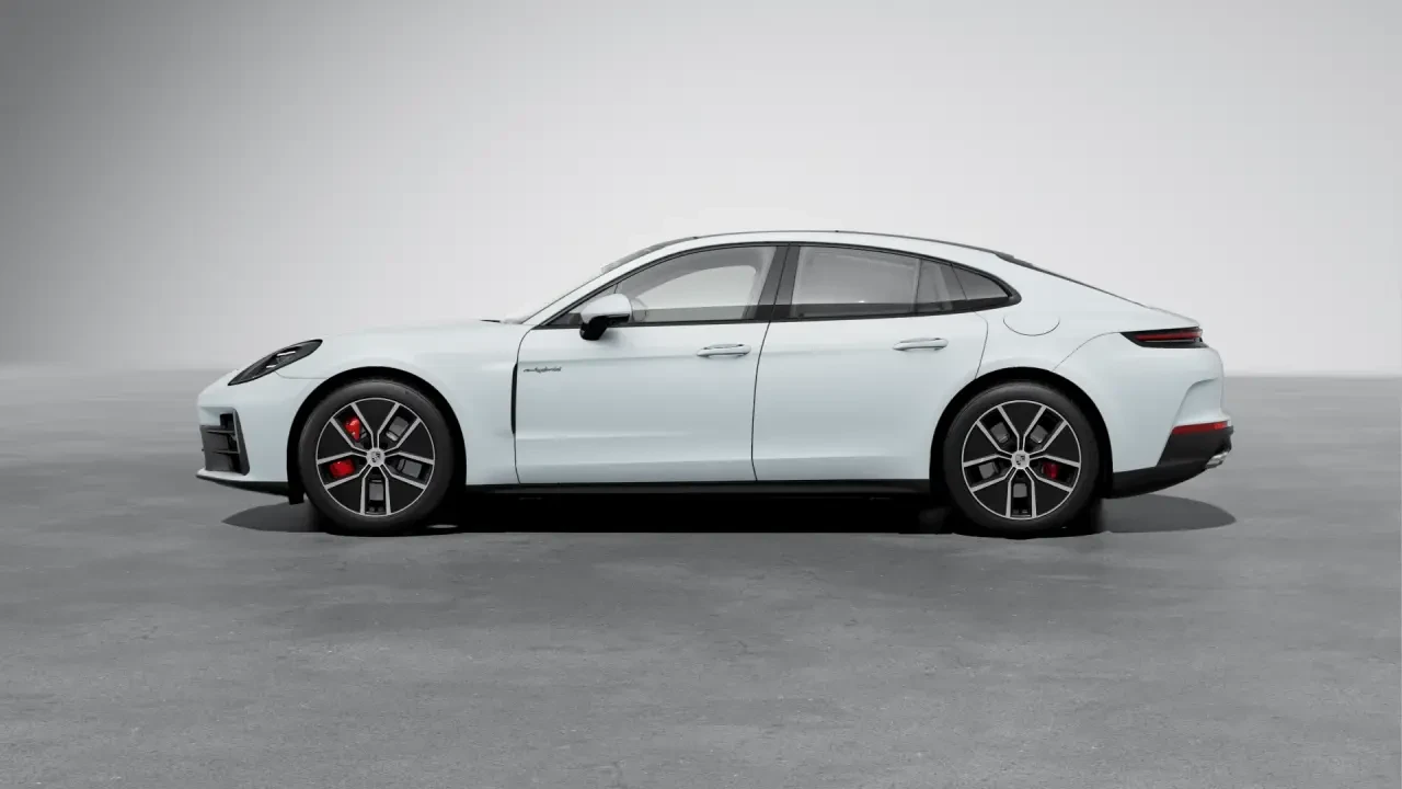 2025 Porsche 976 Panamera - Image 2 of 8
