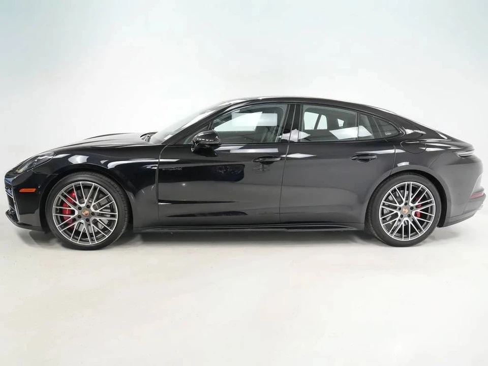 2025 Porsche Panamera - Image 2 of 5