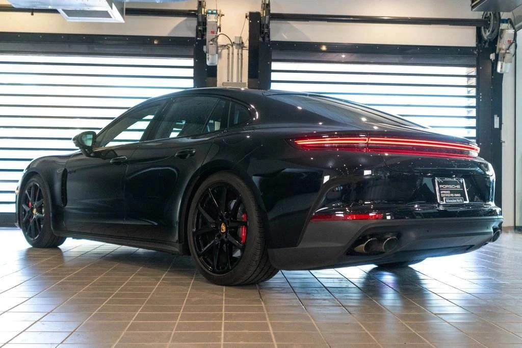 2025 Porsche 976 Panamera - Image 3 of 5