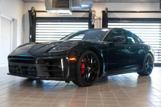 2025 Porsche Panamera 4S E-Hybrid