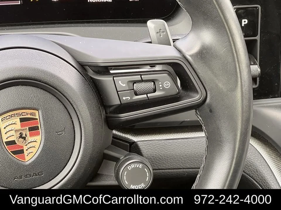 2025 Porsche 976 Panamera - Image 15 of 20