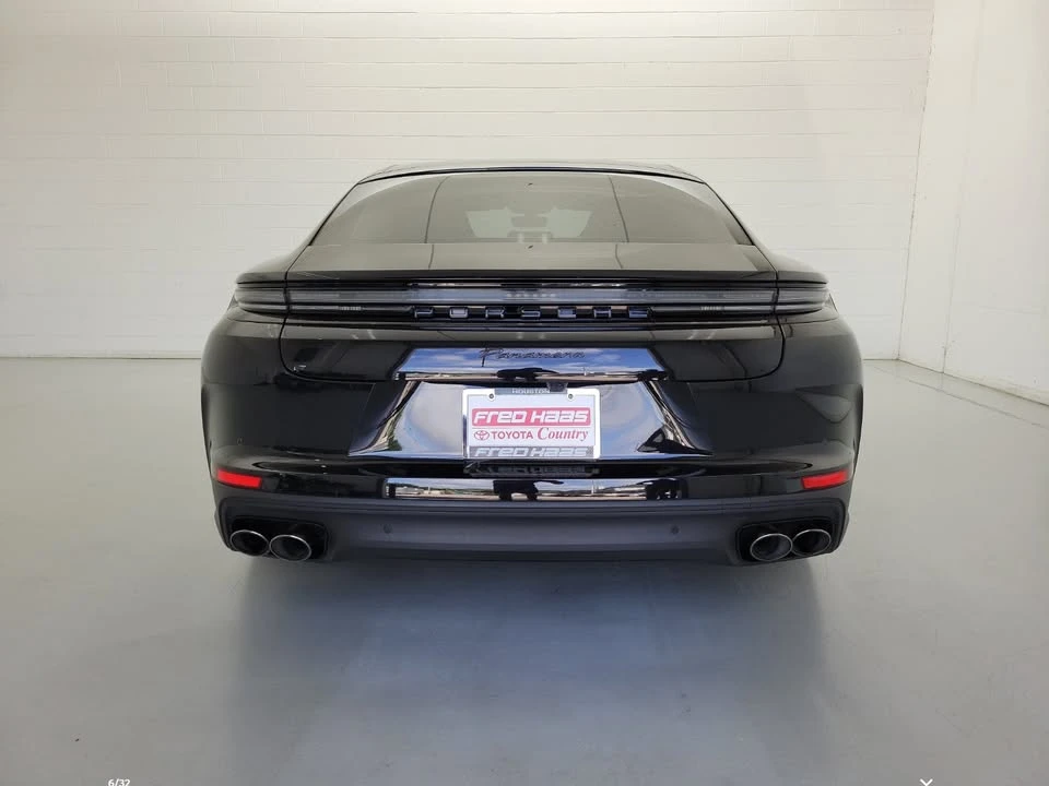 2025 Porsche 976 Panamera - Image 10 of 10