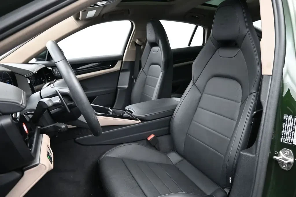 2025 Porsche 976 Panamera - Image 5 of 8