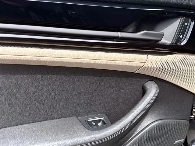 2025 Porsche 976 Panamera - Image 11 of 21
