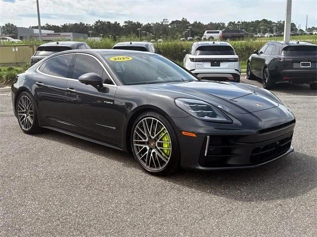 2025 Porsche 976 Panamera - Image 9 of 21