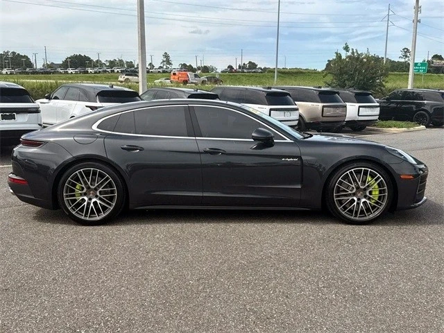 2025 Porsche 976 Panamera - Image 7 of 21