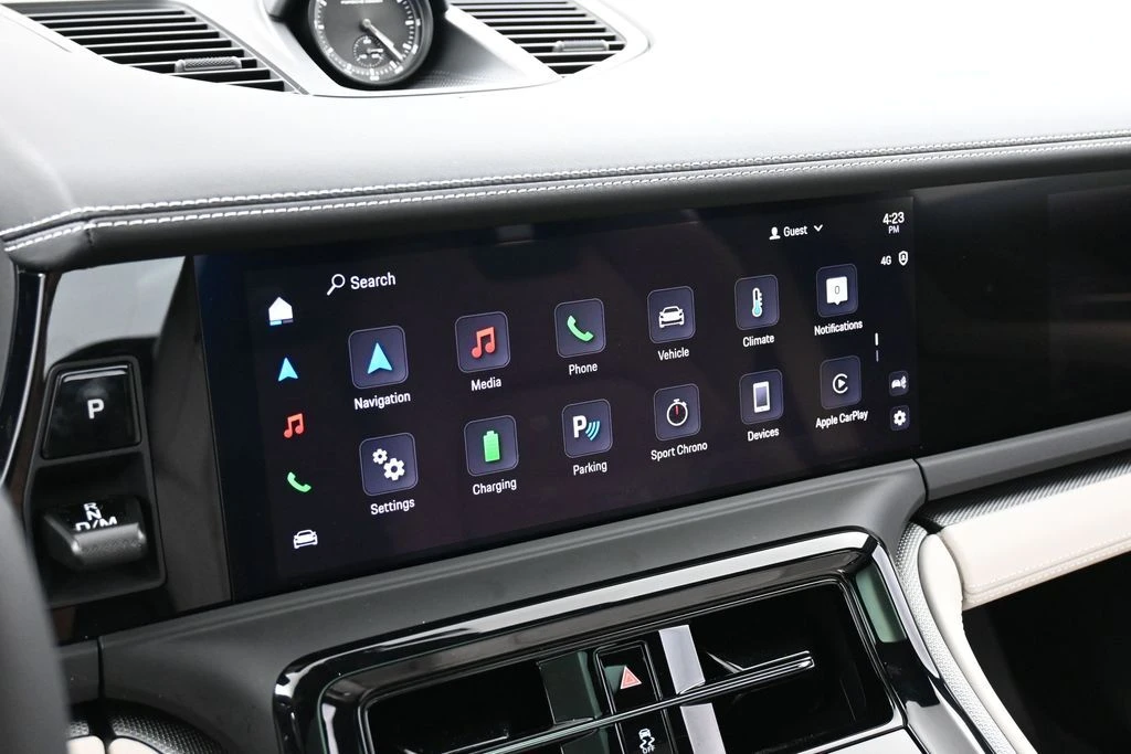 2025 Porsche 976 Panamera - Image 21 of 31
