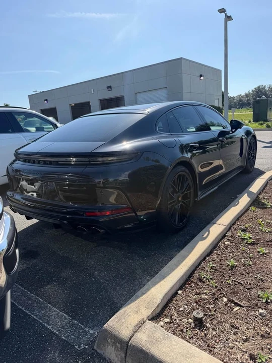 2025 Porsche 976 Panamera - Image 13 of 13