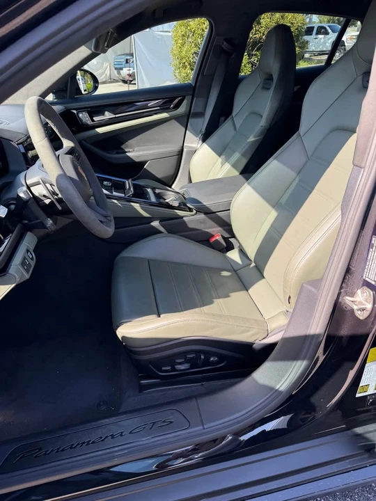 2025 Porsche 976 Panamera - Image 7 of 13