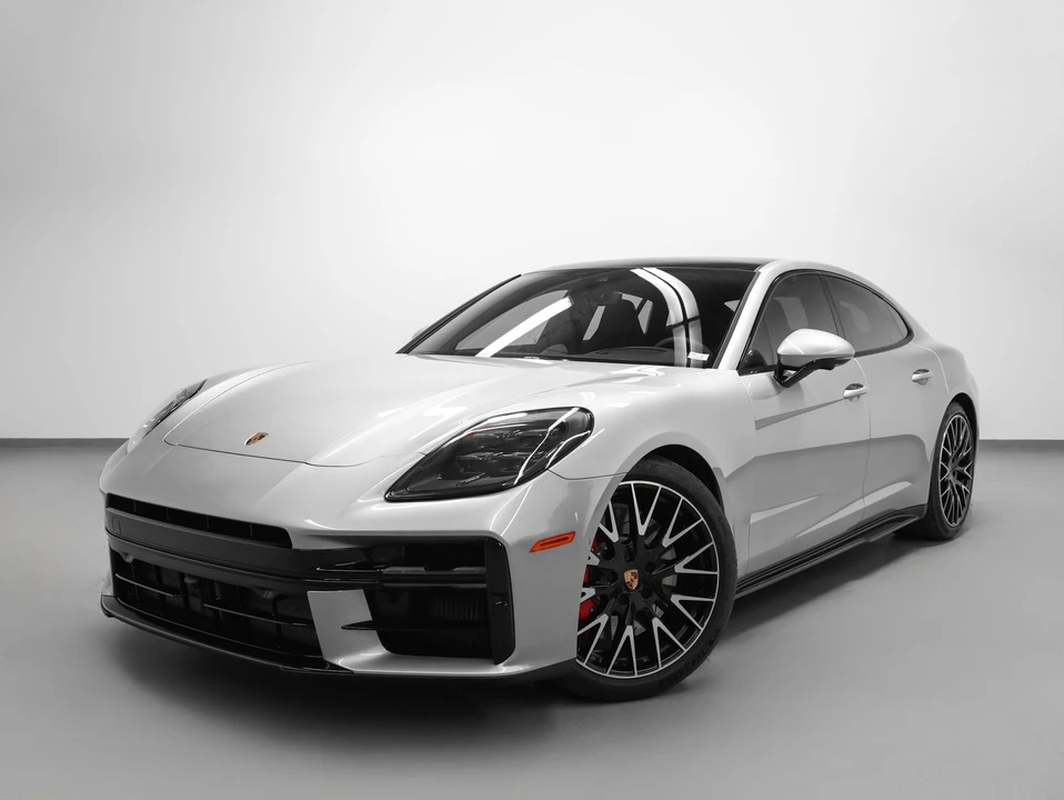 2025 Porsche Panamera - Image 6 of 31