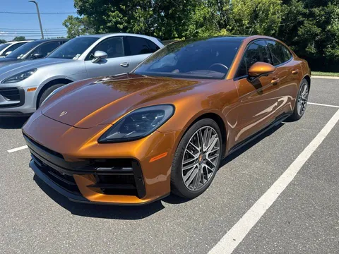 2025 Porsche Panamera GTS