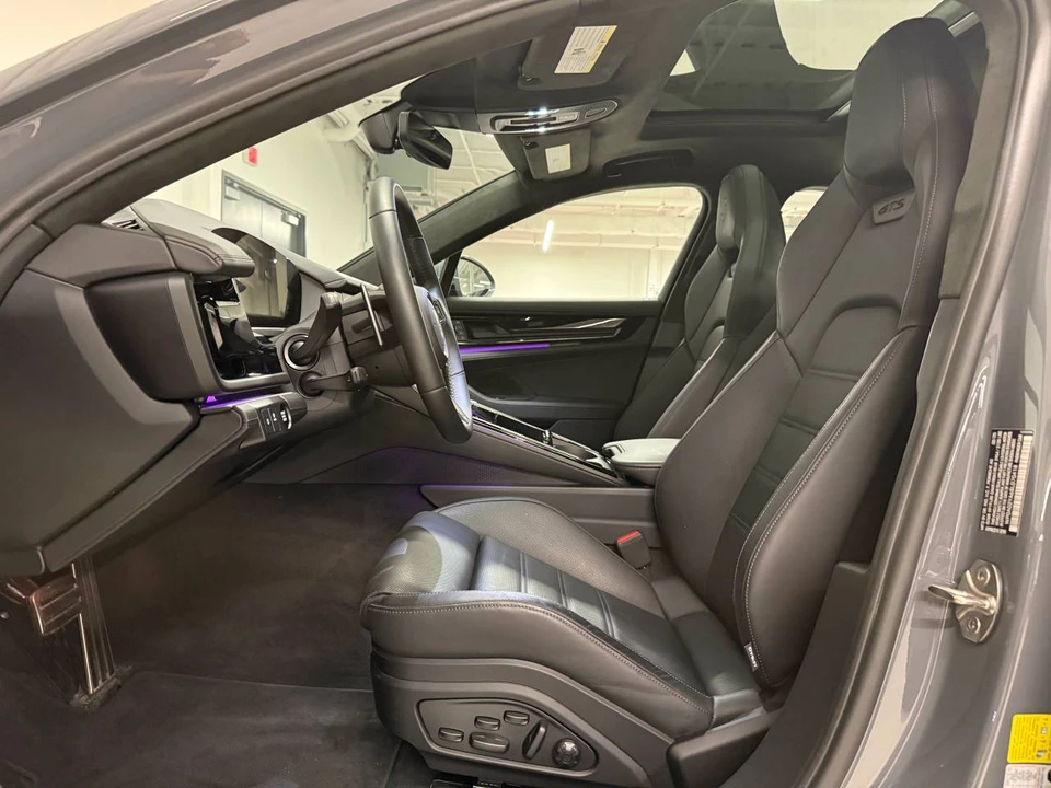 2025 Porsche 976 Panamera - Image 5 of 5