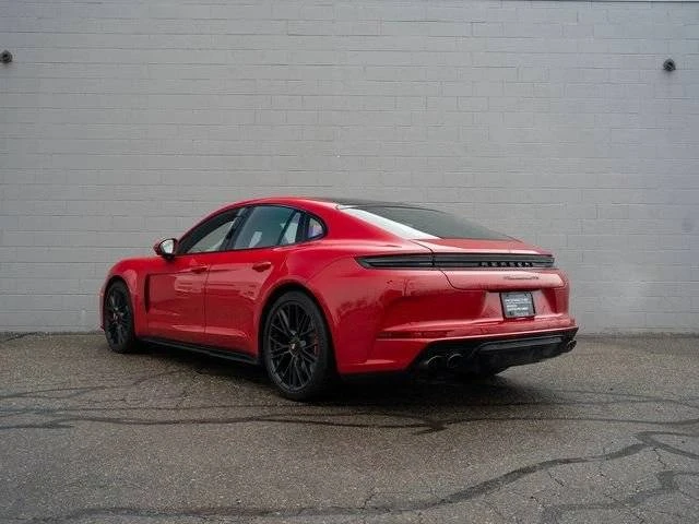 2025 Porsche 976 Panamera - Image 3 of 5