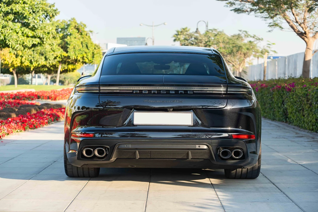 2025 Porsche Panamera - Image 6 of 31