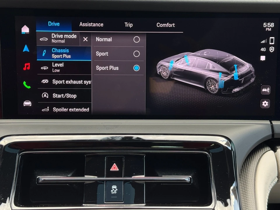 2025 Porsche Panamera - Image 28 of 31
