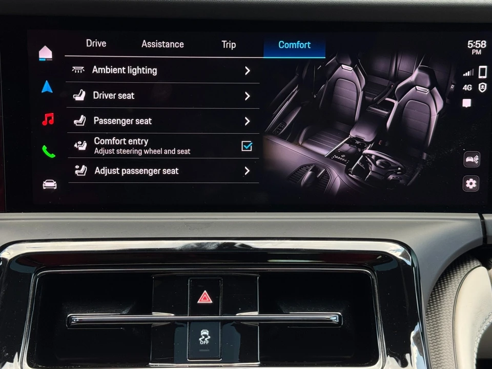 2025 Porsche Panamera - Image 30 of 31