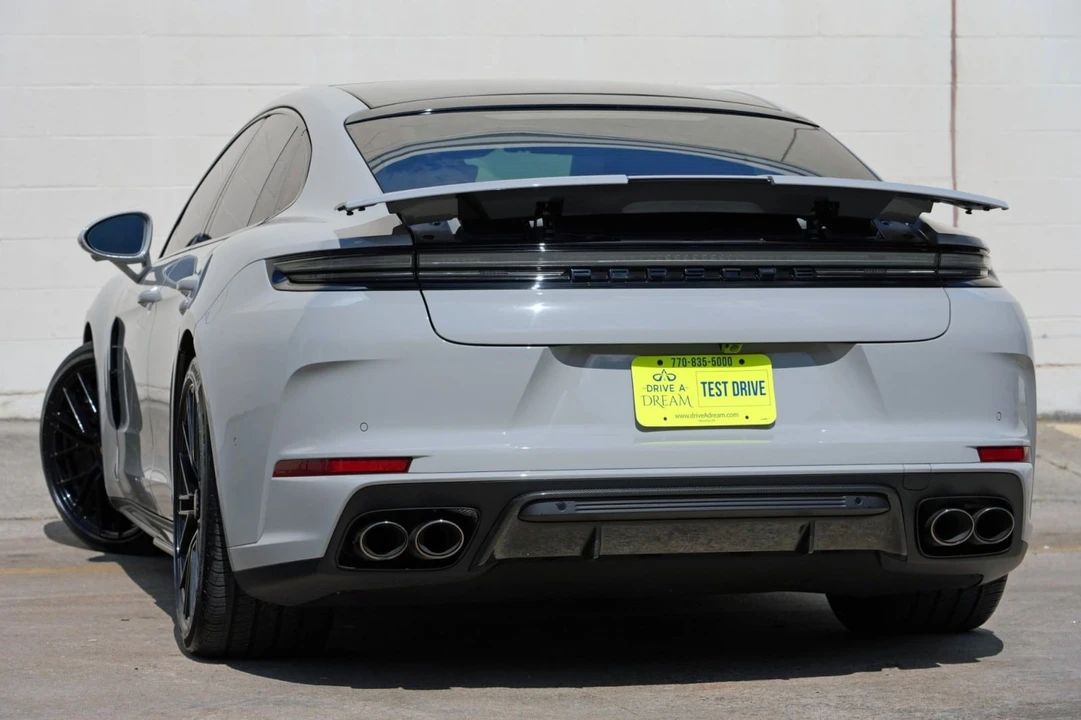 2025 Porsche Panamera - Image 6 of 31