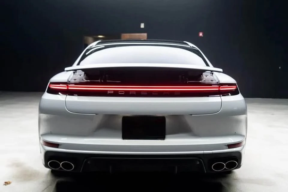 2025 Porsche 976 Panamera - Image 5 of 7