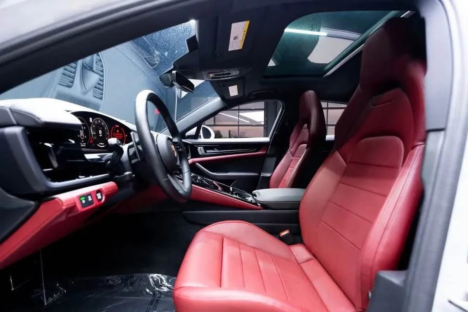 2025 Porsche 976 Panamera - Image 6 of 7