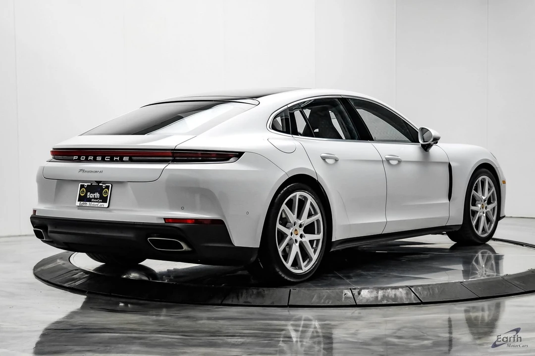 2025 Porsche 976 Panamera - Image 15 of 21