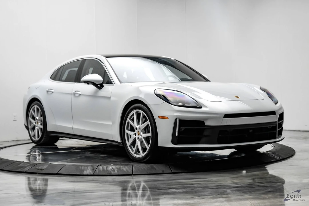 2025 Porsche 976 Panamera - Image 21 of 21
