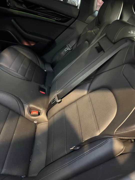 2025 Porsche 976 Panamera - Image 7 of 17