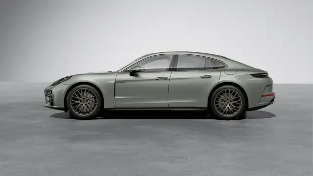 2025 Porsche 976 Panamera Turbo - Image 14 of 30
