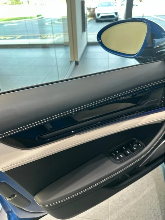 2025 Porsche 976 Panamera Turbo - Image 6 of 11