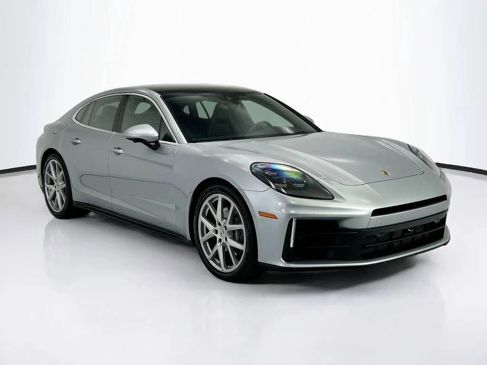 2025 Porsche 976 Panamera - Image 3 of 5