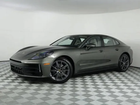 2025 Porsche Panamera