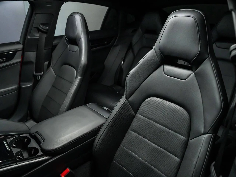 2025 Porsche 976 Panamera - Image 5 of 5
