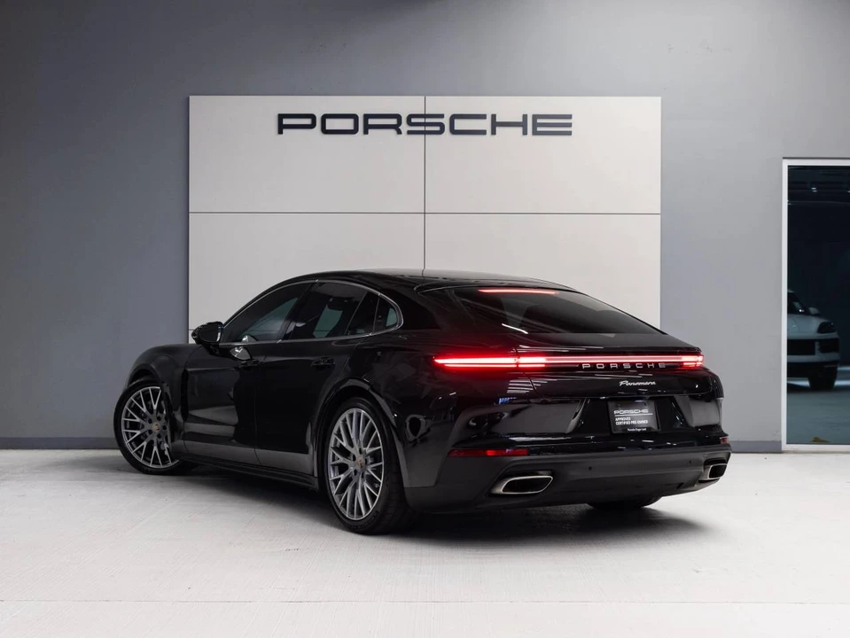 2025 Porsche 976 Panamera - Image 3 of 5