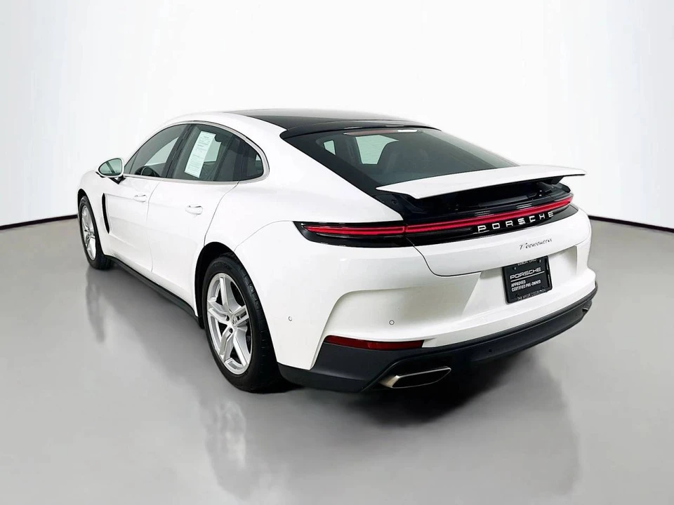 2025 Porsche 976 Panamera - Image 3 of 5