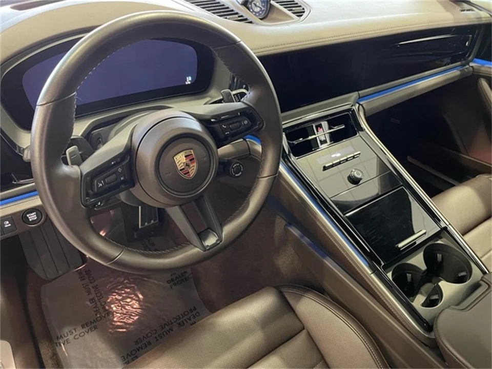2025 Porsche 976 Panamera - Image 27 of 31