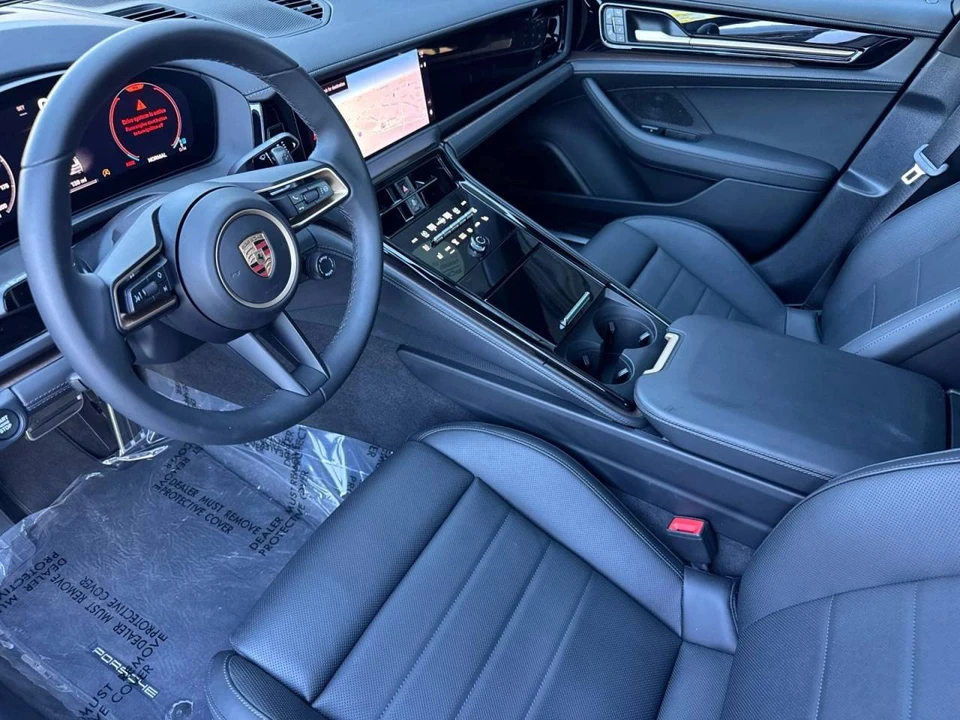 2025 Porsche 976 Panamera - Image 5 of 5
