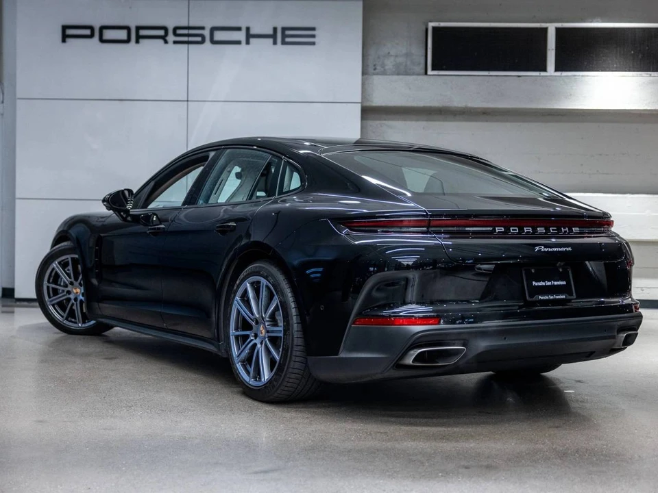 2025 Porsche 976 Panamera - Image 3 of 5