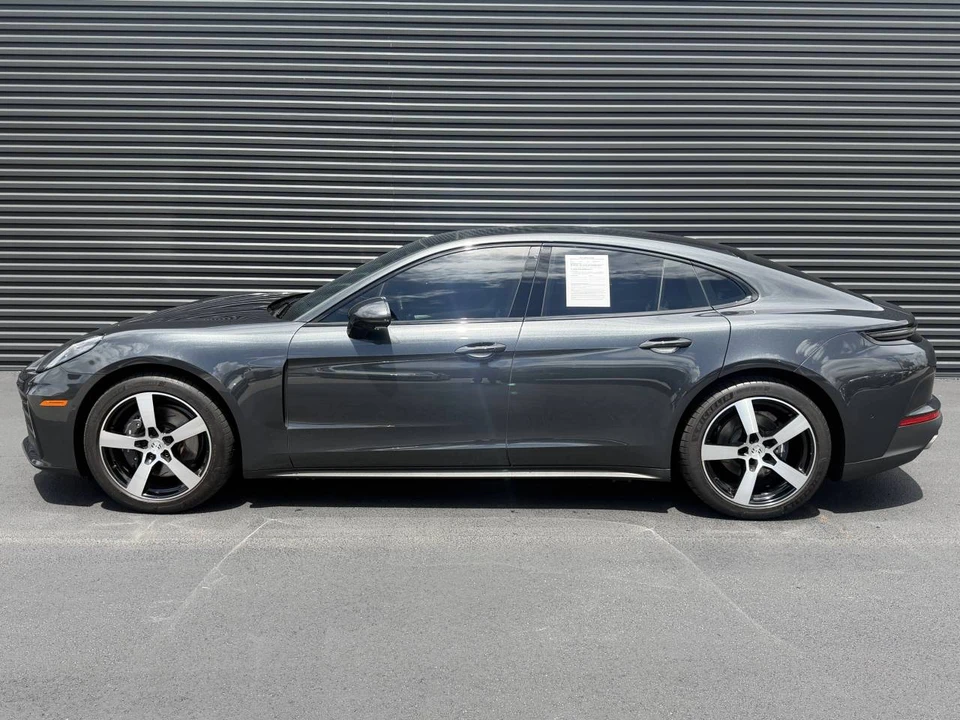 2025 Porsche Panamera - Image 2 of 5