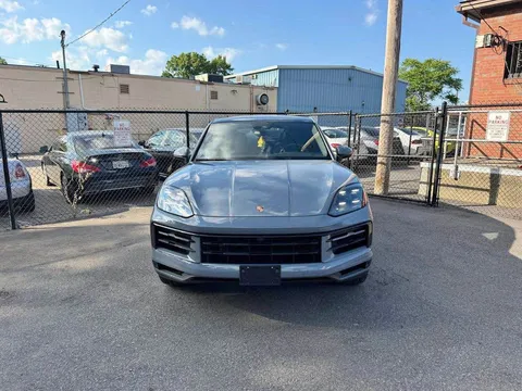 2025 Porsche Cayenne Coupe