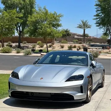 2025 Porsche Taycan