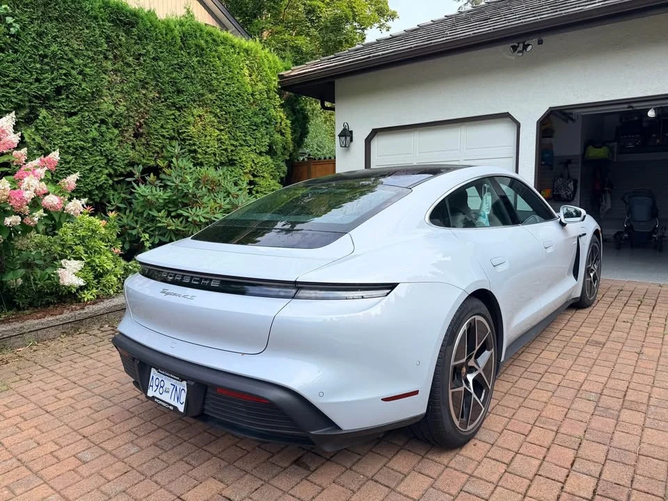 2025 Porsche Taycan - Image 3 of 8