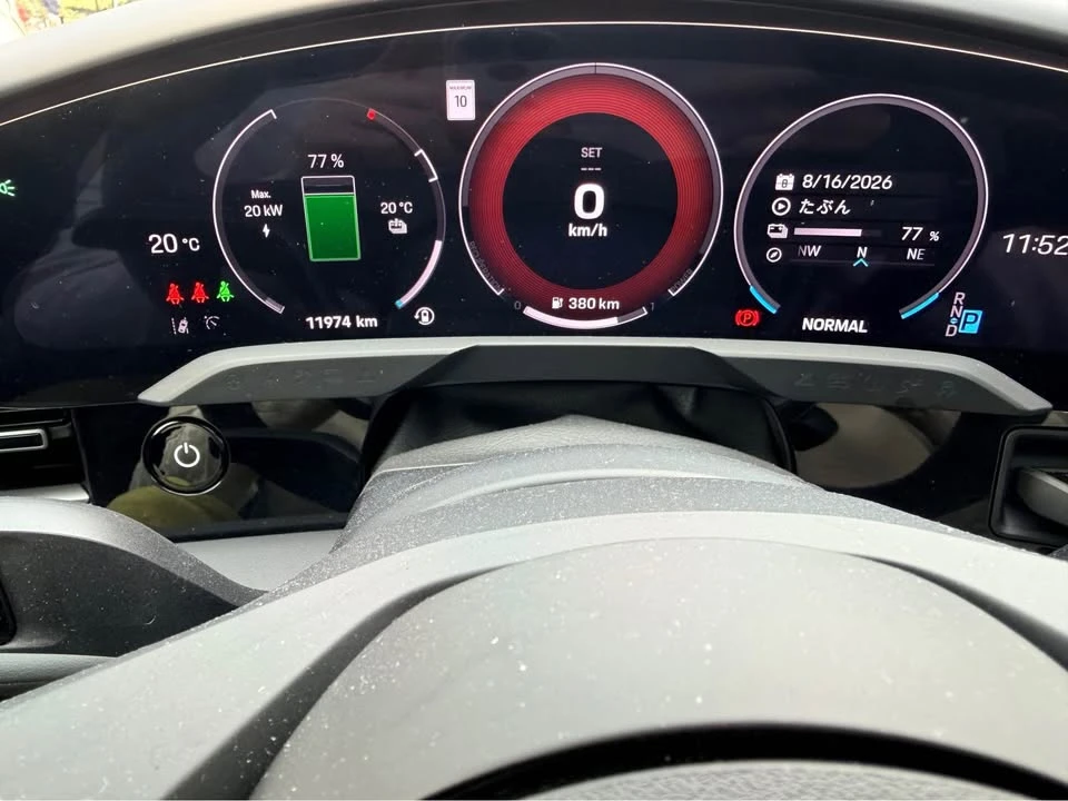 2025 Porsche Taycan - Image 8 of 8