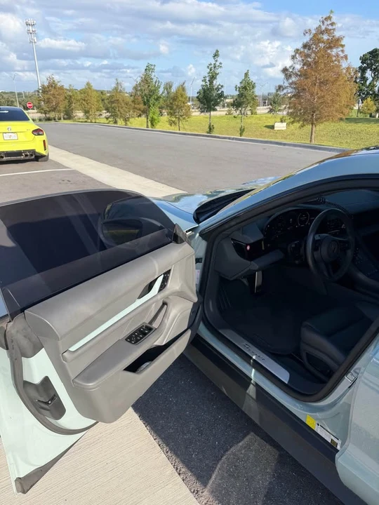 2025 Porsche Taycan - Image 8 of 11
