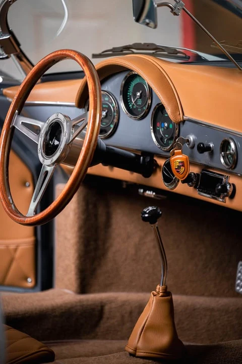2025 Porsche 356 Replica - Image 10 of 16