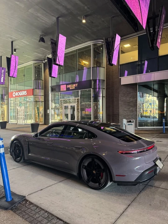 2025 Porsche Taycan 4S - Image 5 of 14