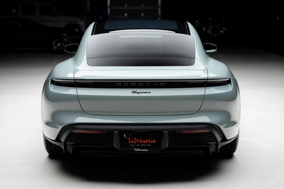 2025 Porsche 718 Cayman - Image 28 of 31